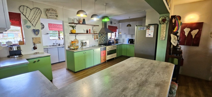 5 Bedroom Property for Sale in Franskraal Western Cape